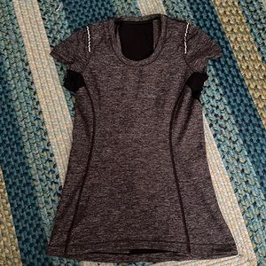 Lululemon workout top. Size 6.
